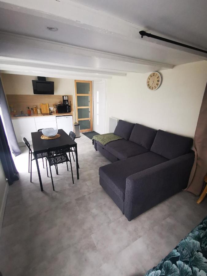Oyre Logement Chaleureux Avec Parking Gratuit מראה חיצוני תמונה